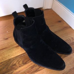 ASOS Design Black Chelsea Boot